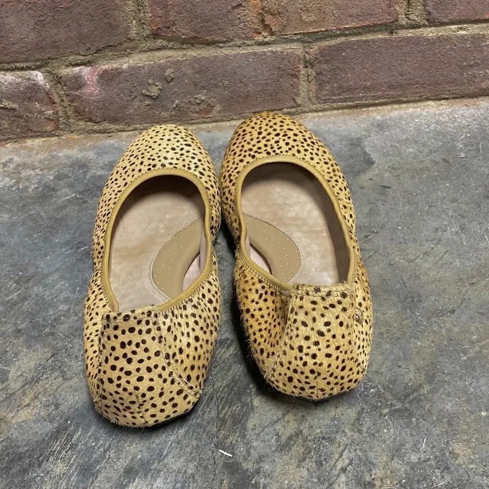 Hush Puppies Chaste Spotted Calf Hair Ballet Flat Size 7.5